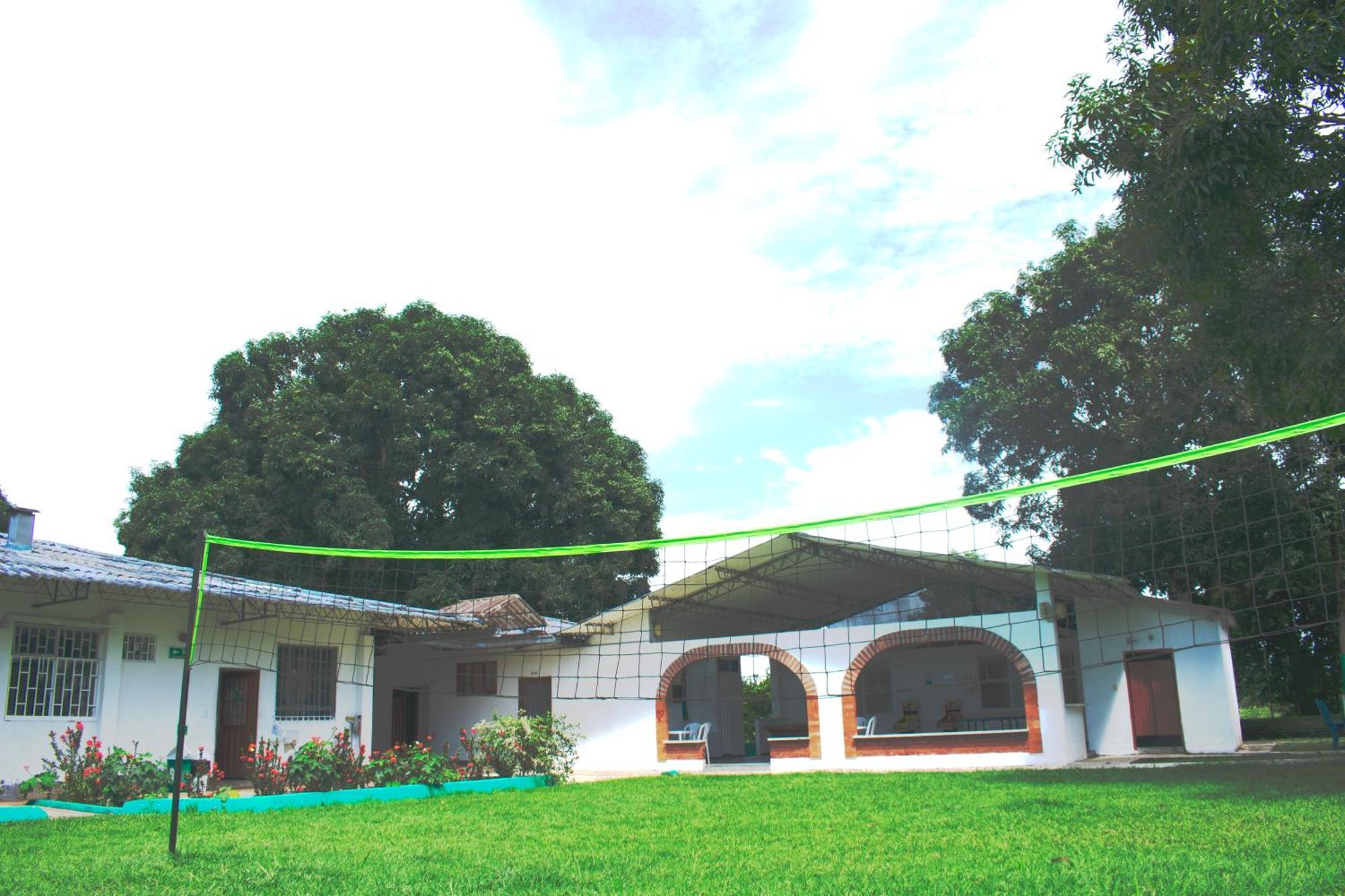 Marsella  Club Bella Suiza - Carlos Ossa Escobar מראה חיצוני תמונה
